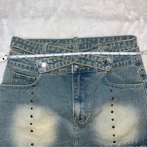 EGO Strappy Waist Belted Studded Mini Skirt In Blue Vintage Washed Denim Size 4 - Picture 11 of 11